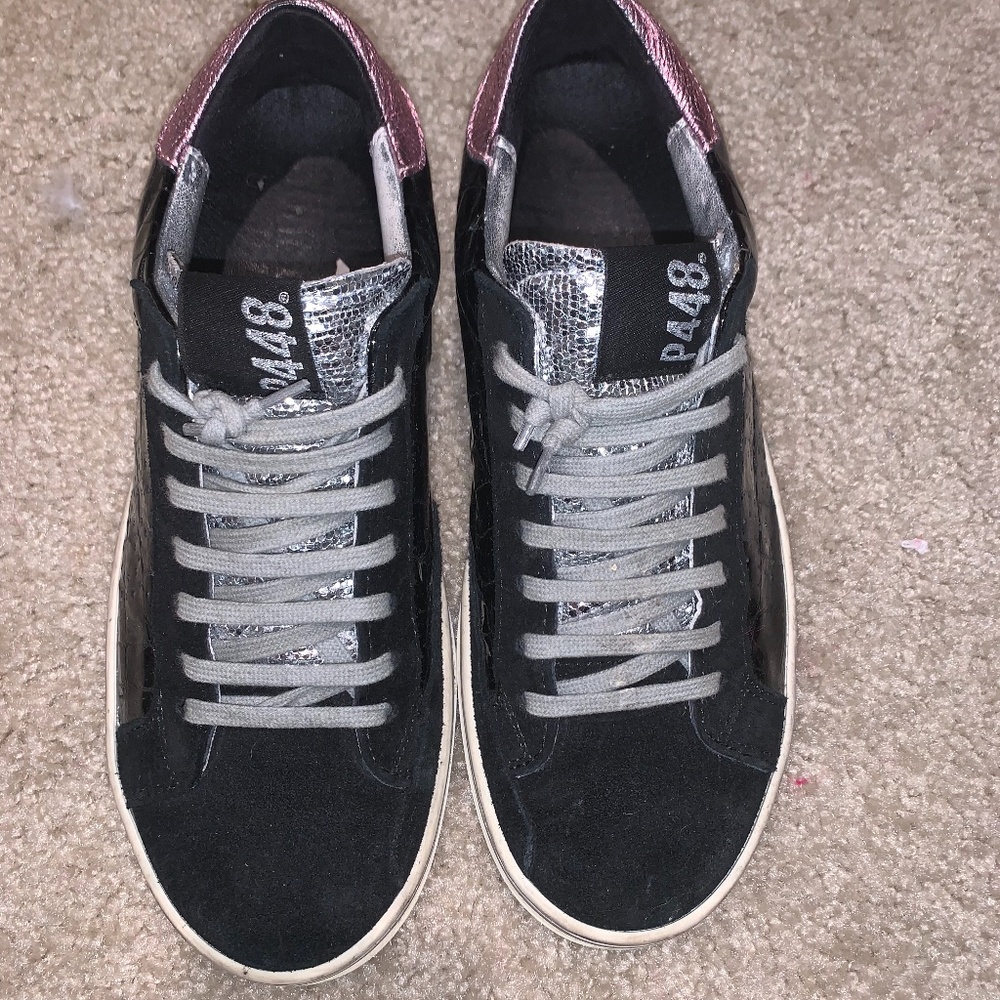 P448 low-rise sneakers